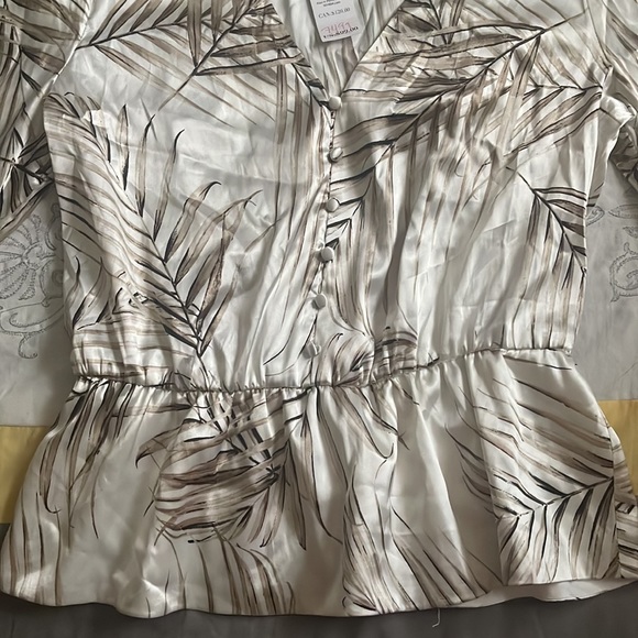 Blouse pretty satin - Picture 5 of 5